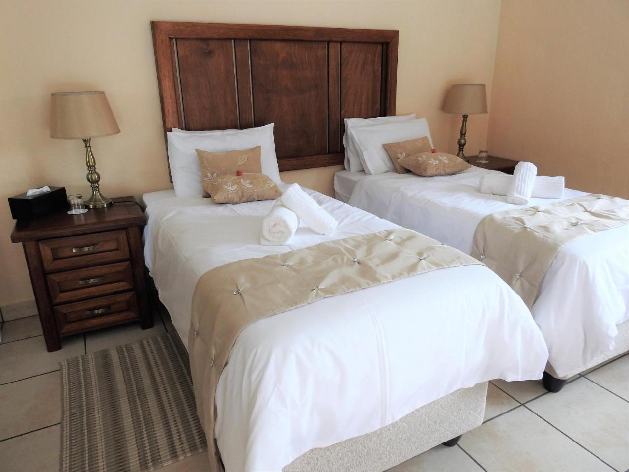 Ubuntu Bed And Breakfast Marloth Park Exterior foto