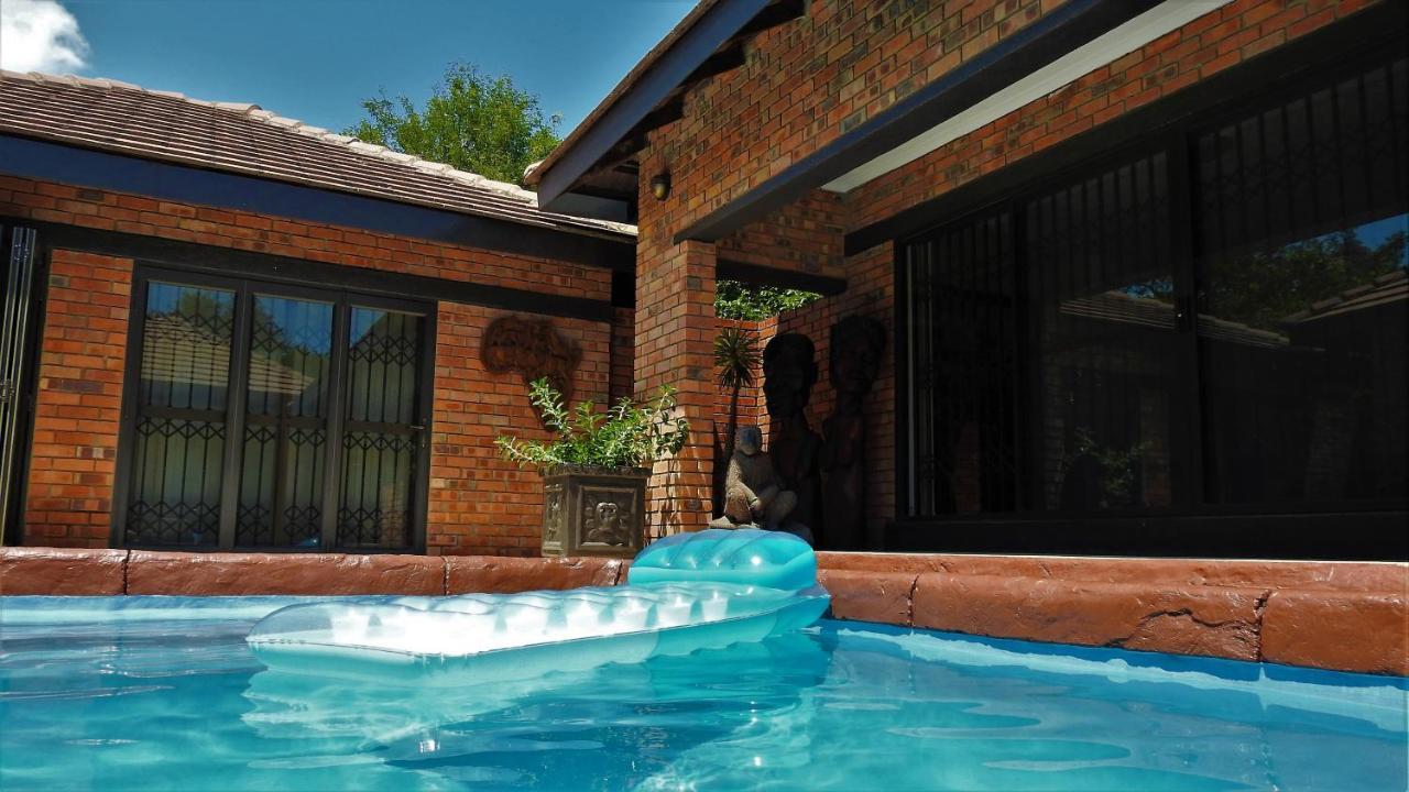 Ubuntu Bed And Breakfast Marloth Park Exterior foto